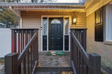 761 Sherman Dr, Chesapeake, VA 23320 - photo 4