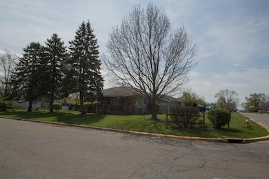 HUGE corner lot
