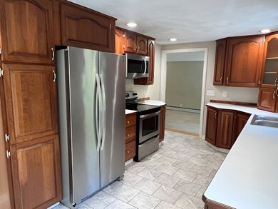 404 River Rd, Hudson, MA 01749 - photo 2