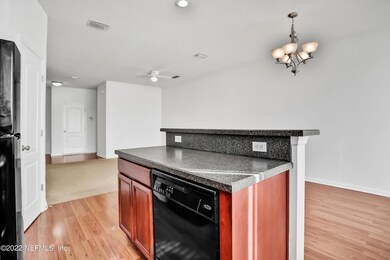 8864 Shell Island Dr, Jacksonville, FL 32216 - photo 5