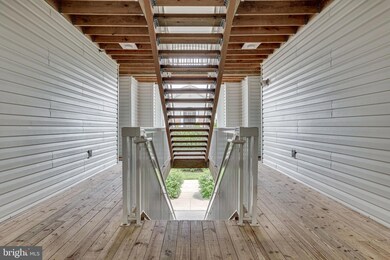 42470 Pennyroyal Square unit 202, Ashburn, VA 20148 - photo 2