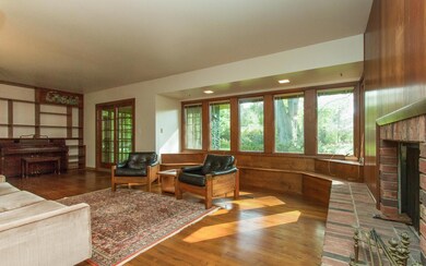 Family Room v2