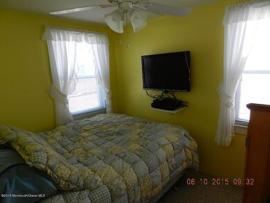 25 8th Ln unit 203, Seaside Park, NJ 08752 - photo 4
