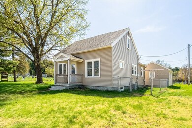 814 Fleming Ave, Eau Claire, WI 54701 - photo 2