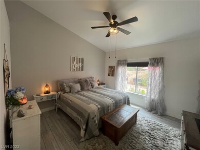 Main Bedroom with light/fan