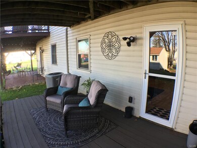 311 W 2nd St, Alburtis, PA 18011 - photo 6