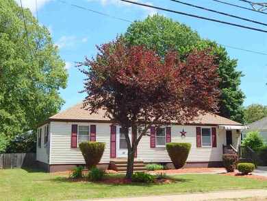 347 Sherburne Rd, Portsmouth, NH 03801 - photo 3