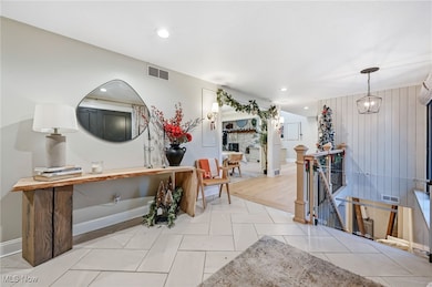 264 Pheasant Run Rd SE, Warren, OH 44484 - photo 4