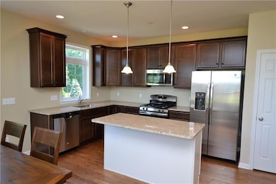 2225 Huntington Ln unit 45, Easton, PA 18040 - photo 6