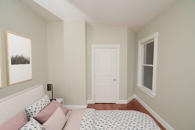 34-36 Howe St unit 2, Dorchester, MA 02125 - photo 4