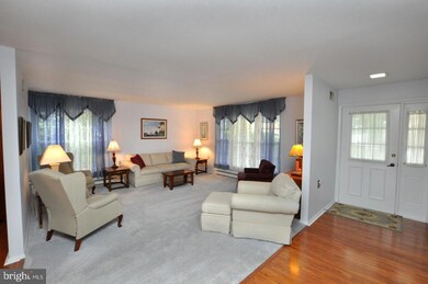 29 Dunstable Rd, Southampton, NJ 08088 - photo 4