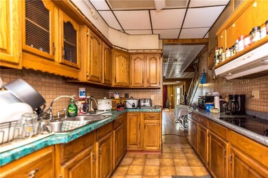 1951 S 5th St unit 1955, Allentown, PA 18103 - photo 4