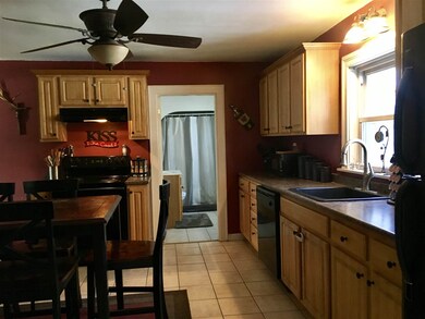 131 Mammoth Rd, Hooksett, NH 03106 - photo 6