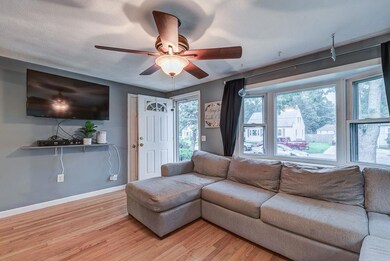 143 Palace Ave, Warwick, RI 02886 - photo 3