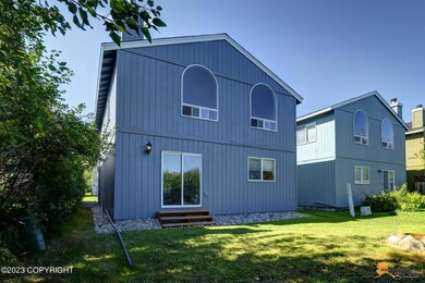 8736 Cross Pointe Loop, Anchorage, AK 99504 - photo 4