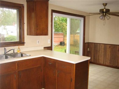 25 Hagerstown Rd, Warwick, RI 02886 - photo 6