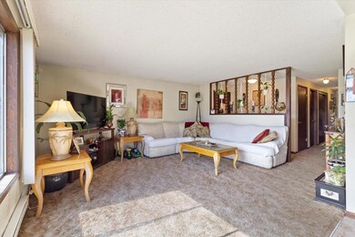 2bdrm unit