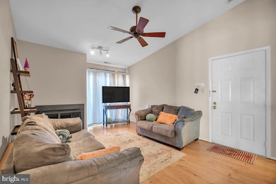 452 Durham Ct, West Deptford, NJ 08051 - photo 4