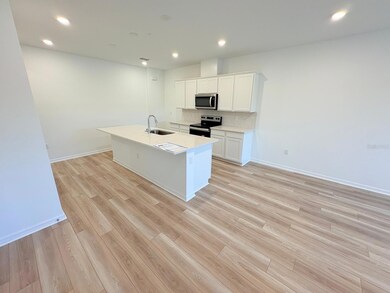 11224 Blue Bay Dr, Orlando, FL 32832 - photo 4