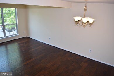 21842 Maywood Terrace, Sterling, VA 20164 - photo 4