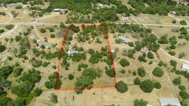 556 Cowboys Ln, Springtown, TX 76082 - photo 5