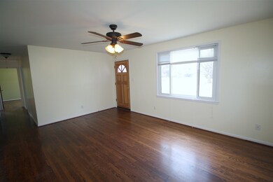 504 Sioux Dr, Jacksonville, NC 28540 - photo 4