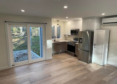 17 Page St, Kittery, ME 03904 - photo 2