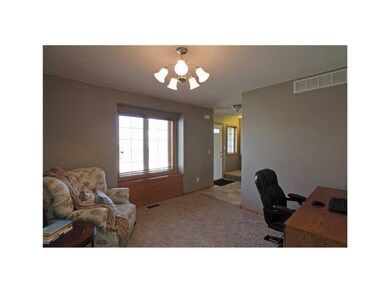 Studio/Study/Office.
