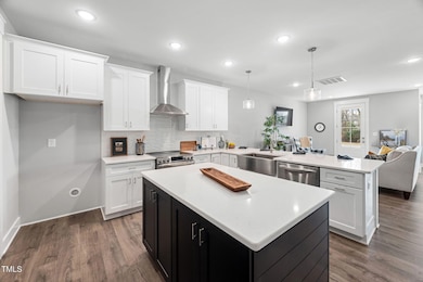 18-web-or-mls-315-e-4th-st