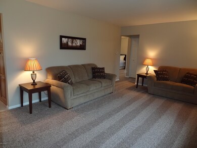 1634 Benjamin Ave NE, Grand Rapids, MI 49505 - photo 5