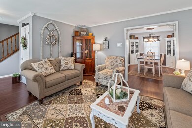 165 Franklin St, Swedesboro, NJ 08085 - photo 2