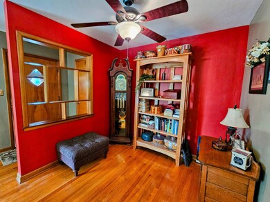 511 29th St, Point Pleasant, WV 25550 - photo 7