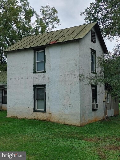 11741 Freemans Ford Rd, Remington, VA 22734 - photo 3