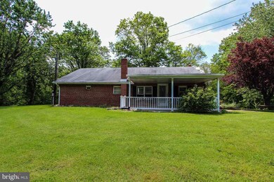 511 Fox Ln, Harrisburg, PA 17112 - photo 2