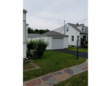 7 Lancaster St, Springfield, MA 01118 - photo 6