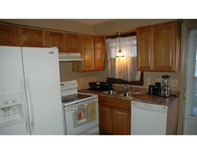111 Beaconsfield Rd, Worcester, MA 01602 - photo 5