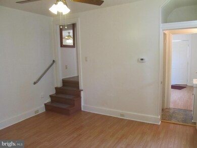 314 E Liberty St, Chambersburg, PA 17201 - photo 5