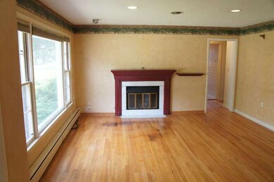 420 Laurel St, Batavia, IL 60510 - photo 6