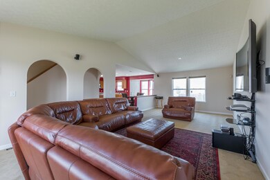 3350 Kady Ln, Columbus, OH 43232 - photo 4