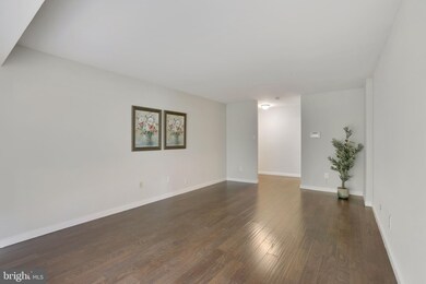 2033 Royal Fern Ct unit 1C, Reston, VA 20191 - photo 6