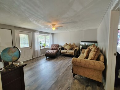 416 Amarillo Ct, Carpentersville, IL 60110 - photo 4