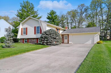 3614 N Amblewood Cir, Lima, OH 45806 - photo 3