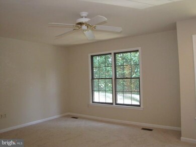 19 Faraday Dr, Lutherville Timonium, MD 21093 - photo 5