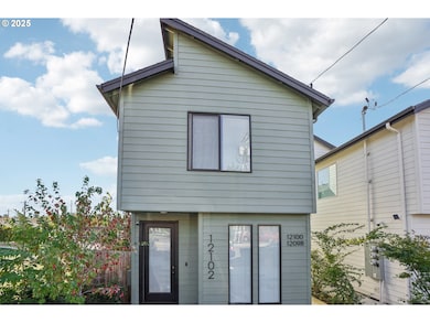 12098 SE Pine St, Portland, OR 97216 - photo 2