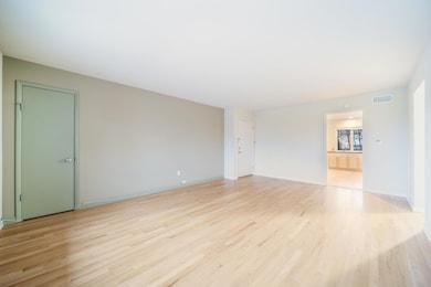 314 Center Ave unit 3, Sheboygan, WI 53081 - photo 7