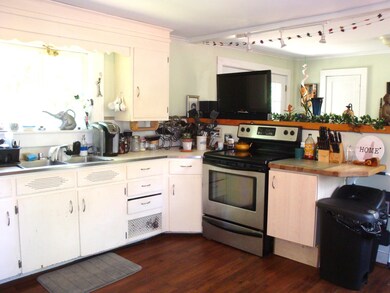 17 High St, Chesterfield, NH 03462 - photo 3