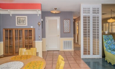 4168 E Pinecrest Cir, Las Vegas, NV 89121 - photo 7