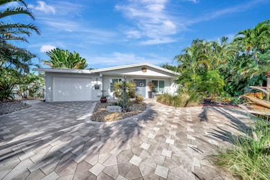 2611 NE 53rd St, Lighthouse Point, FL 33064 - photo 3