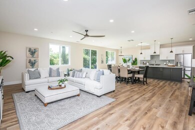 1904 Grey Rabbit Hollow Ln, Fallbrook, CA 92028 - photo 3