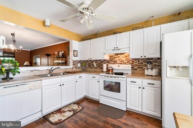 16 Ruddington Ct, Reisterstown, MD 21136 - photo 4